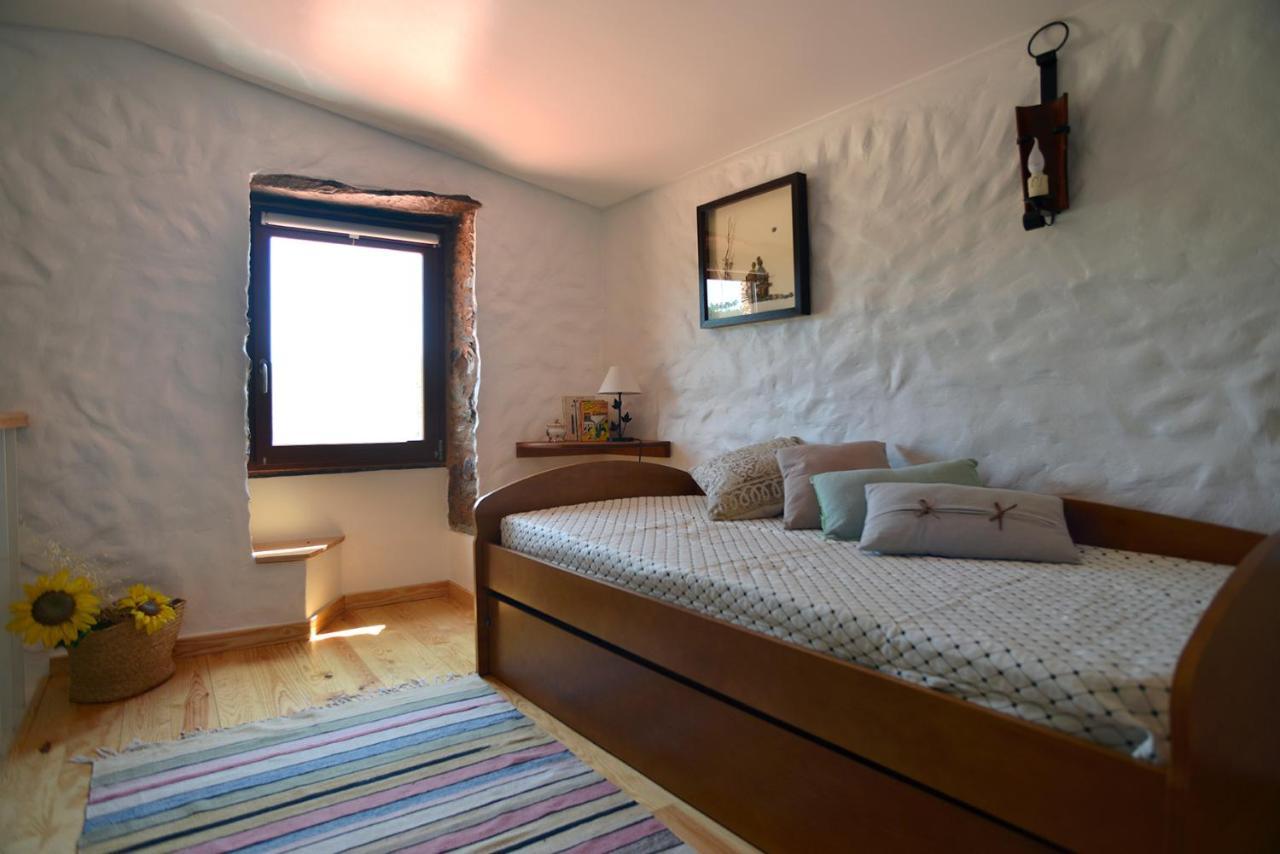 Villa Refugio Do Raposo/Casa Deneb à Montes da Senhora Extérieur photo